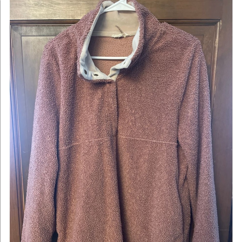 Entro size large pullover oversized Sherpa
